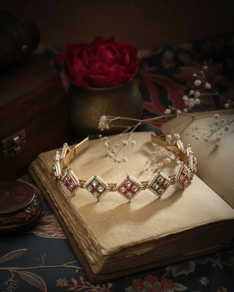 Eshvi Hairband - Ethnic