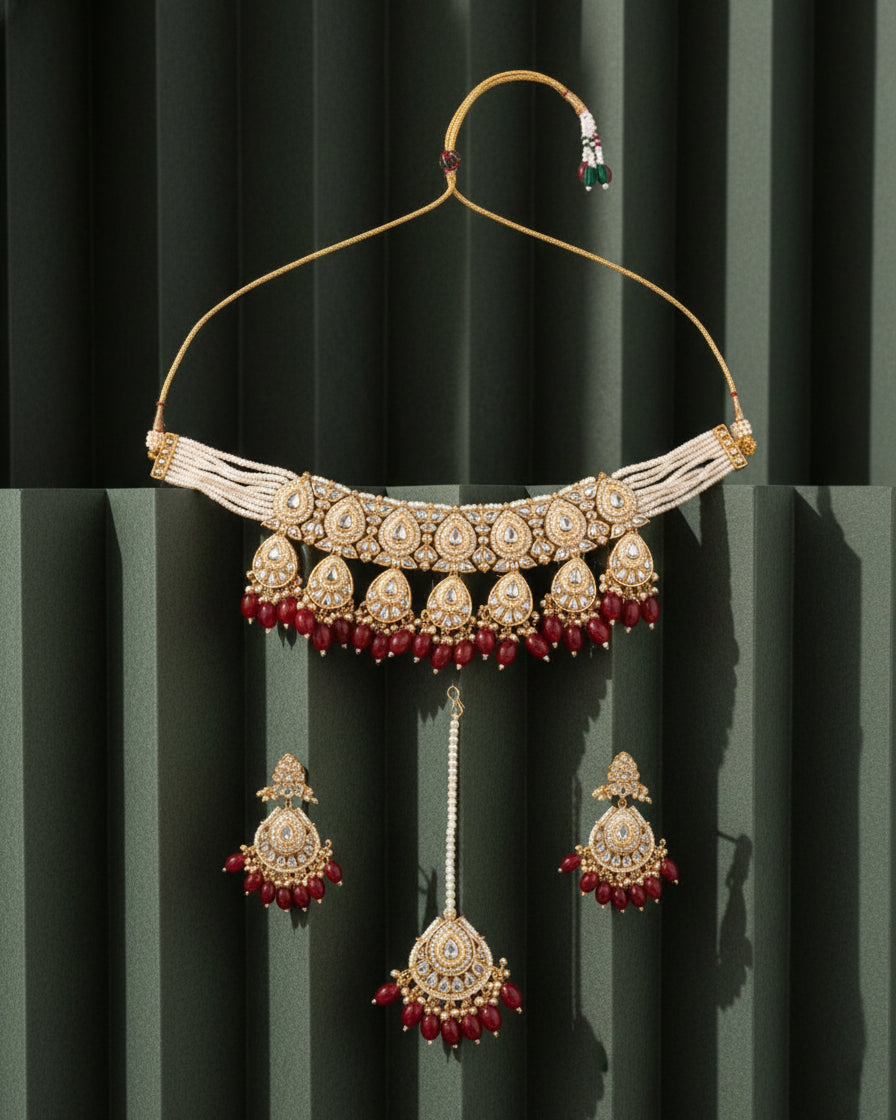Red Reyna Kundan Jewellery Set
