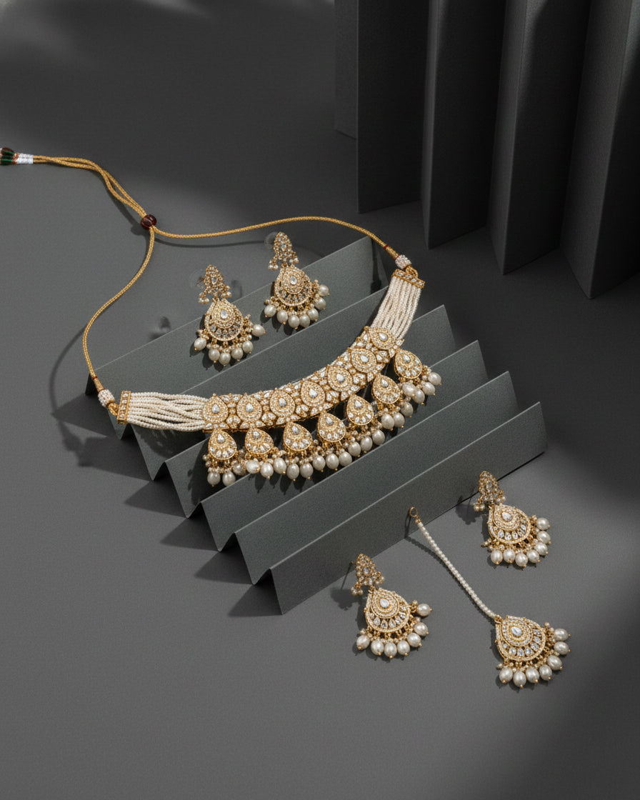 Pearl Reyna Kundan Jewellery Set