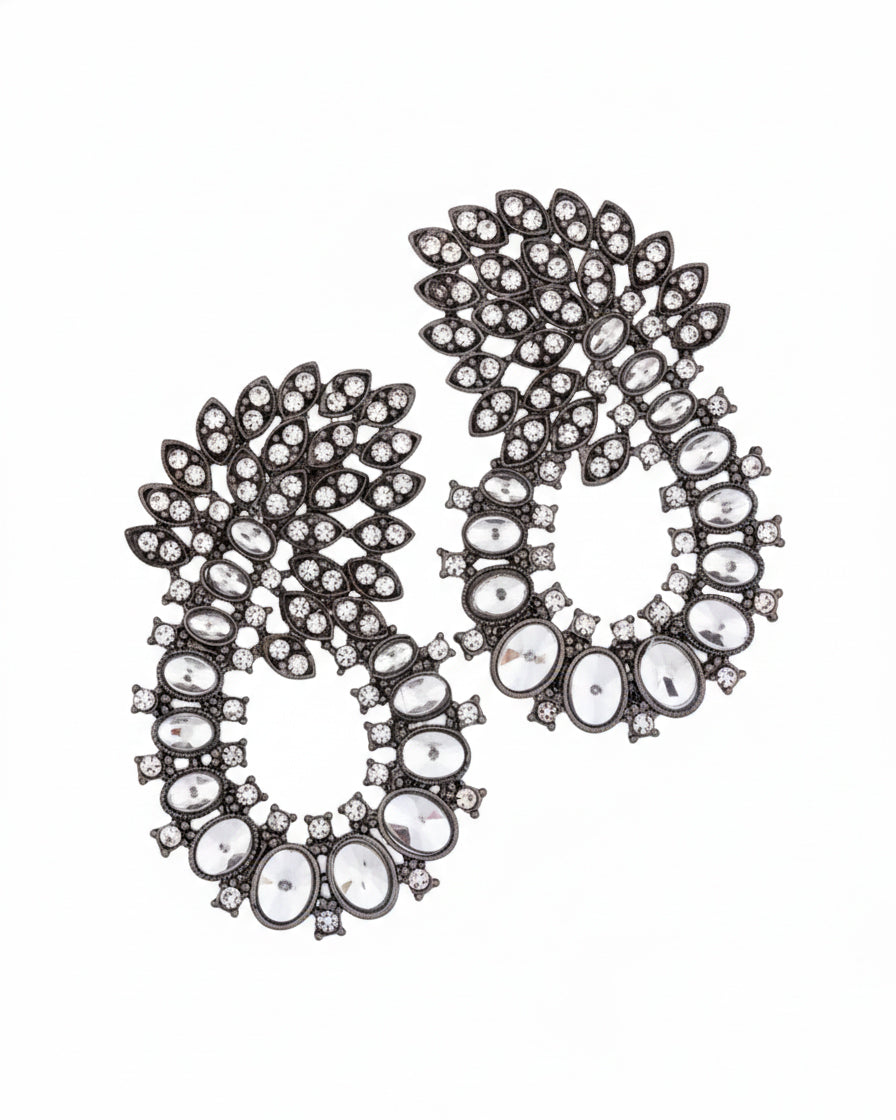 Black Pravya Earring
