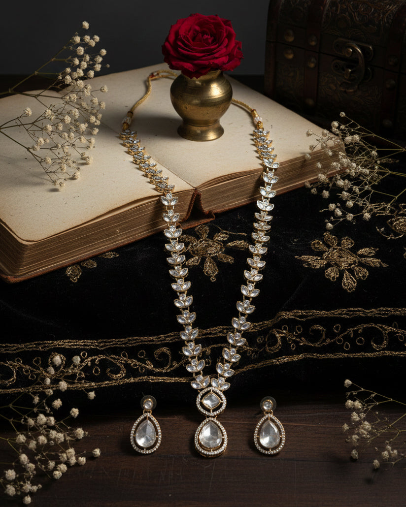 Pearl Utkarsh Kundan Long Jewellery Set