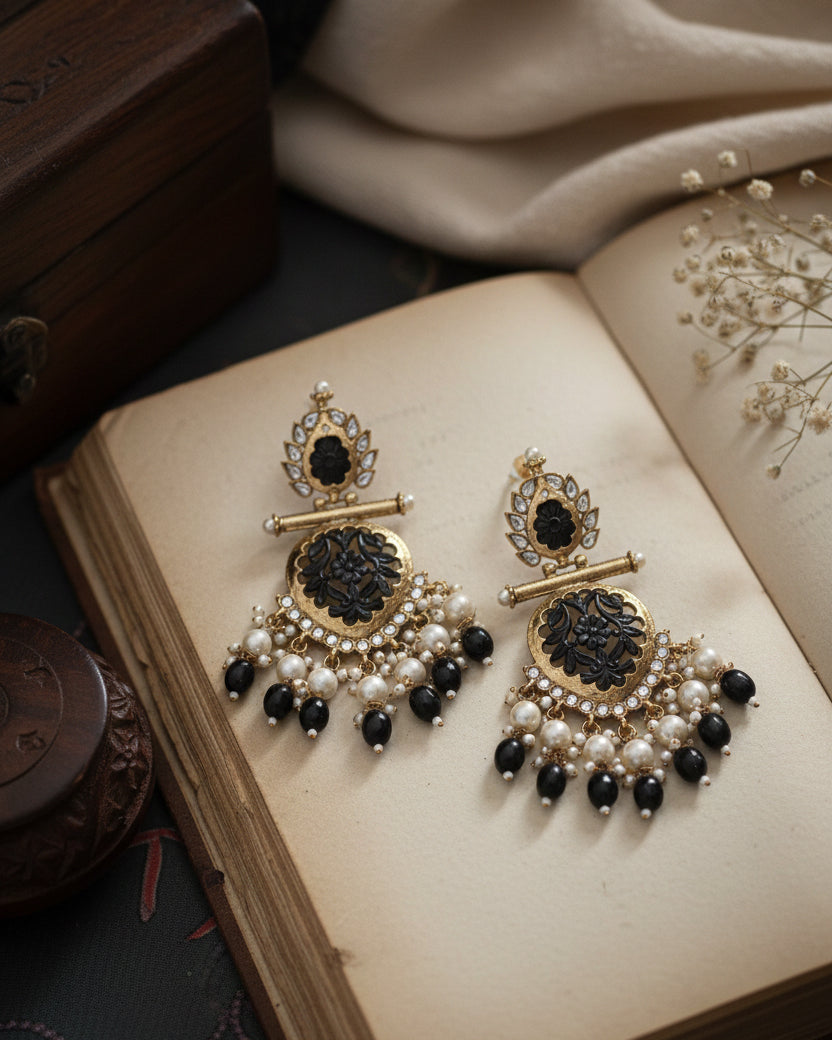 Black Anvay Chandbali