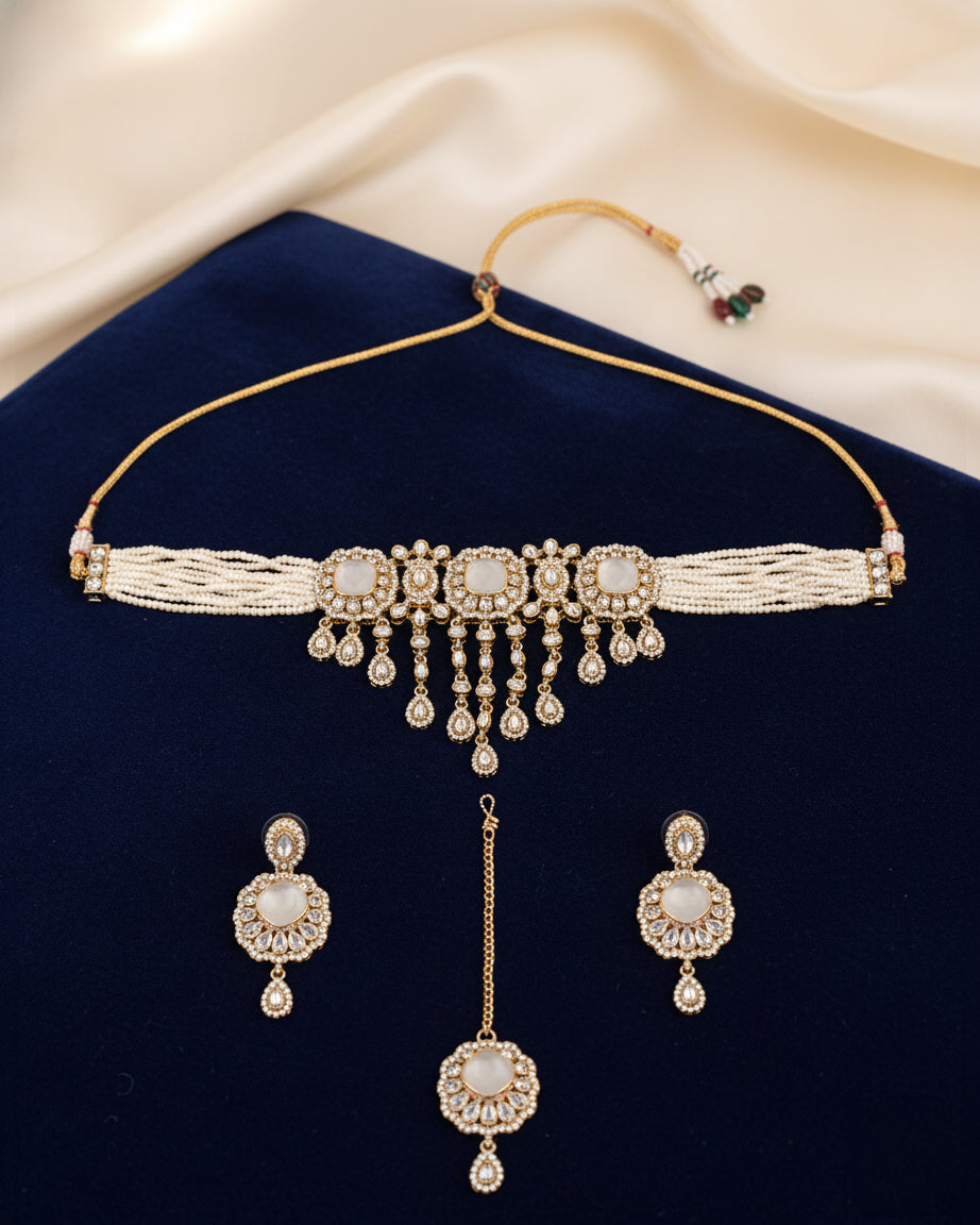 Ivory Shobhiya Premium Jewellery Set