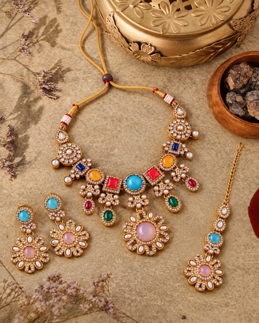 Multi Esha Sabya Necklace Set With Earrings & Mang Teeka