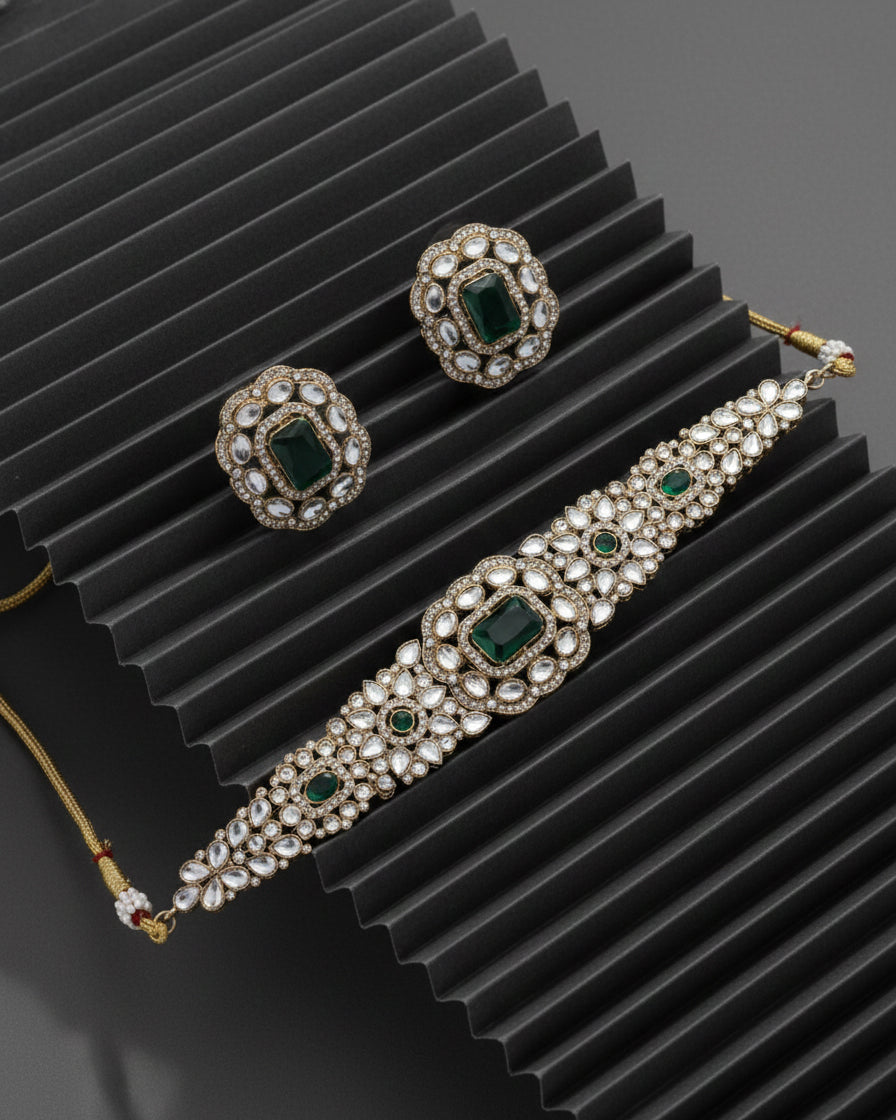 Emerald Yunita Choker Jewellery Set
