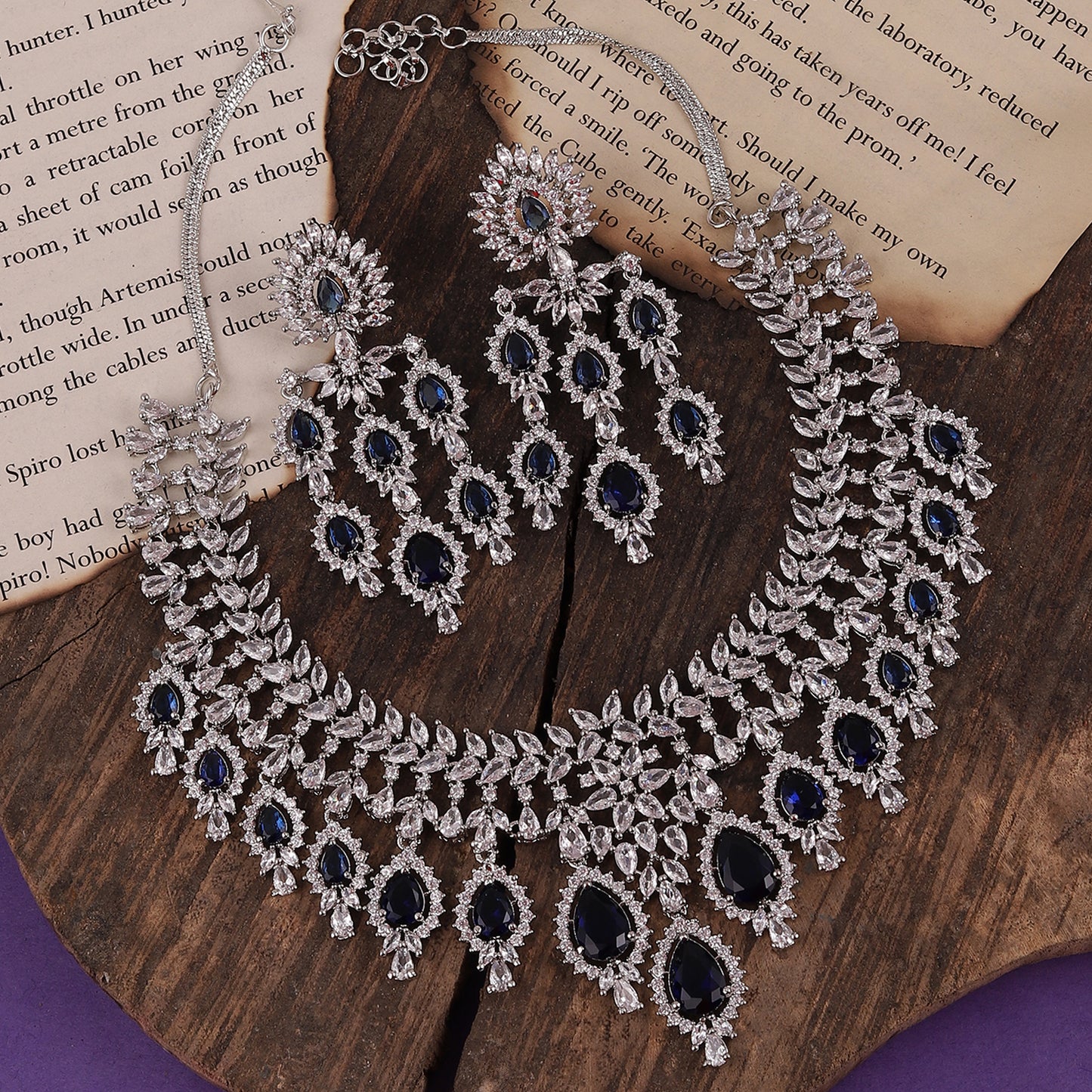 Vineeta AD Necklace