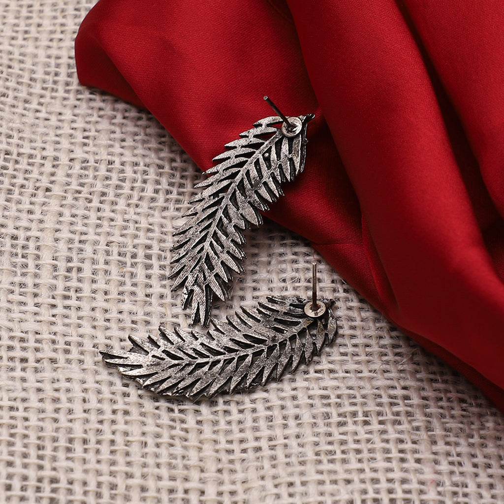 Sapna Leaf Earring