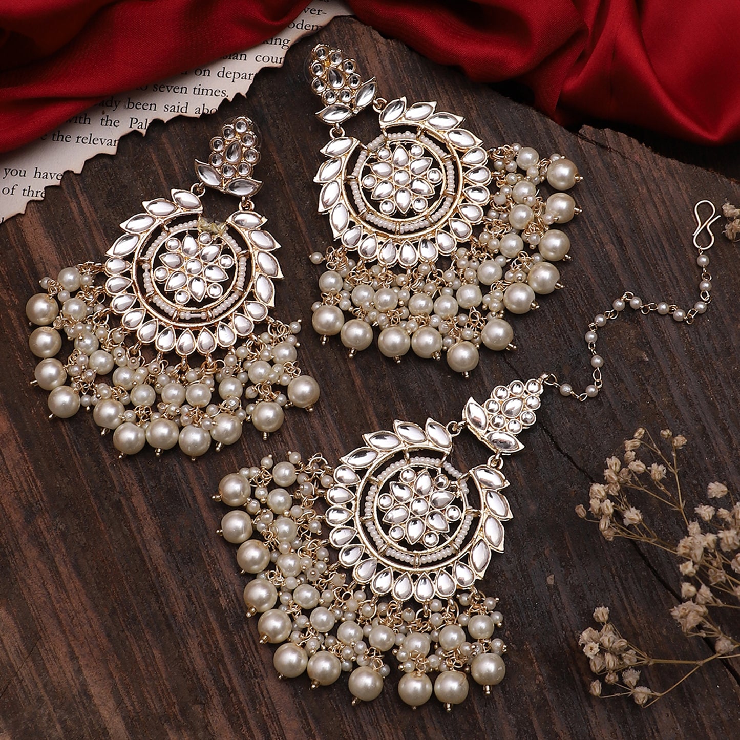 Shaili Teeka Earring