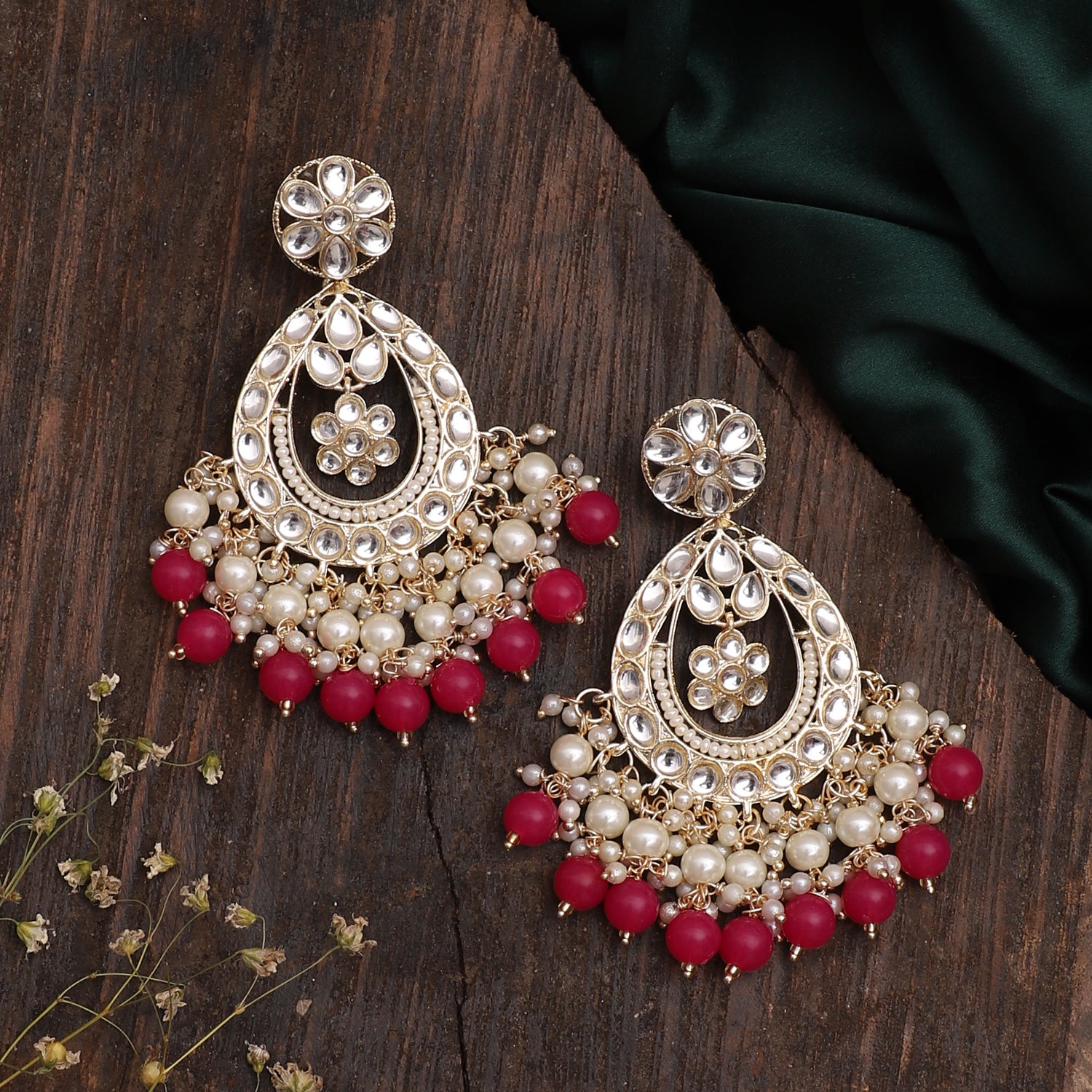 Jiya Kundan Earring