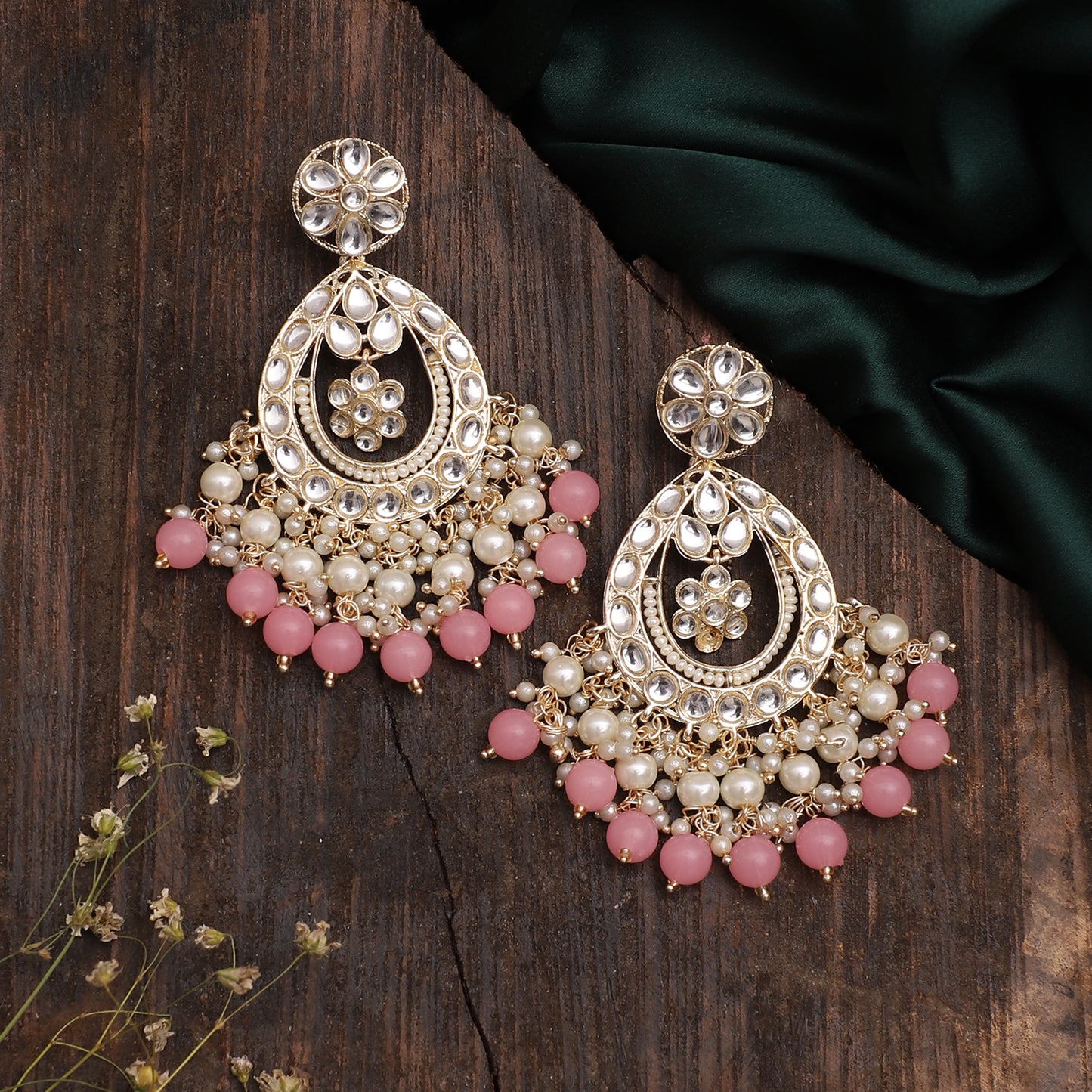 Jiya Kundan Earring