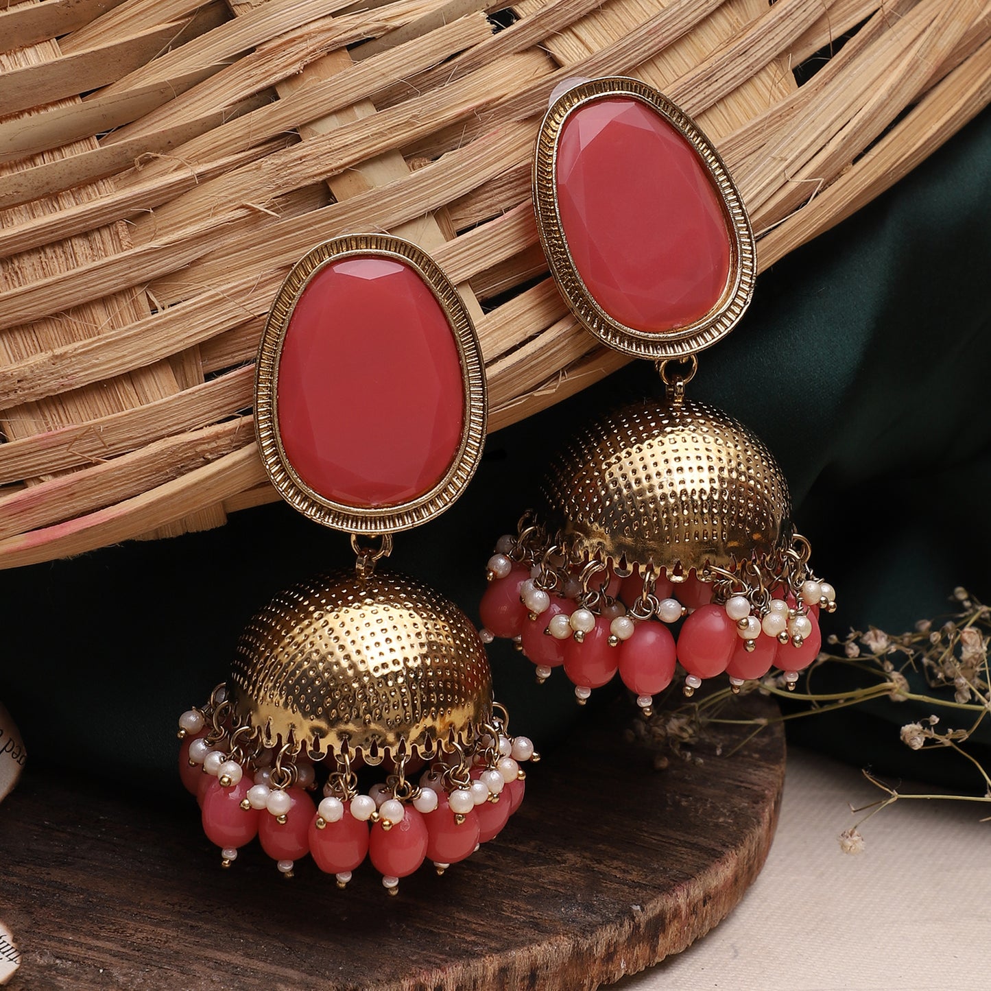 Nushka Jhumka