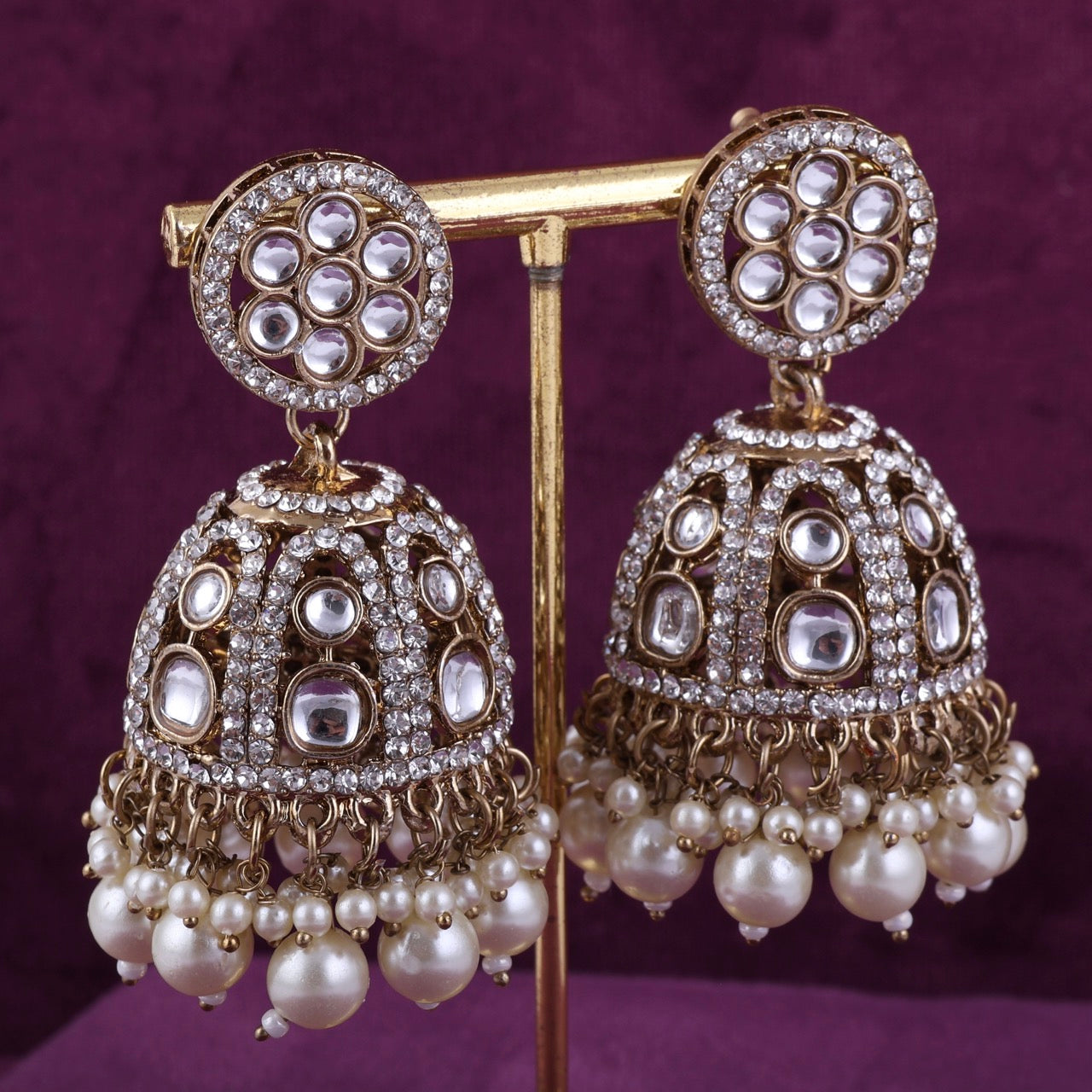 Yasmeen Jhumka