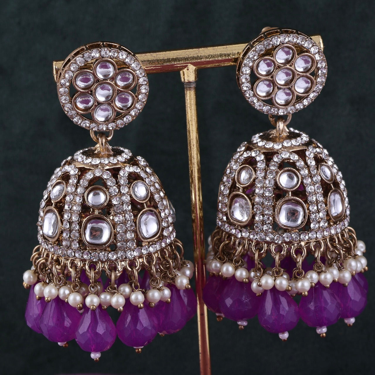 Yasmeen Jhumka