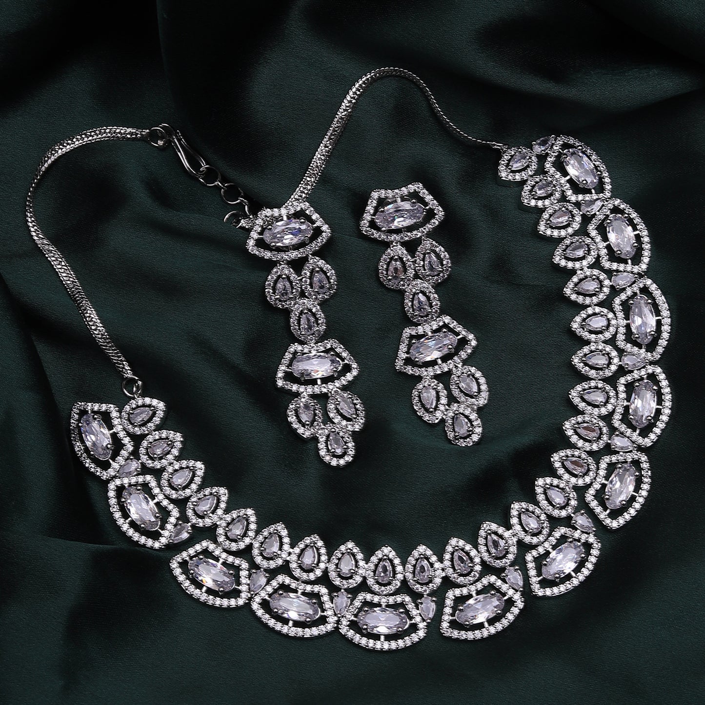 Berina AD Necklace Set