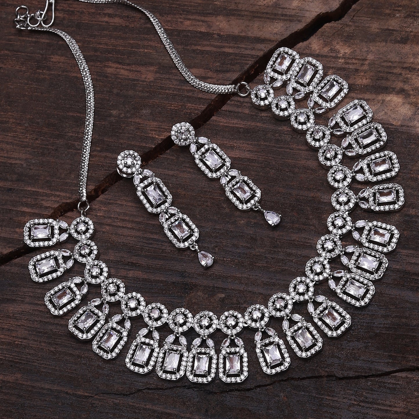 Katy AD Necklace Set