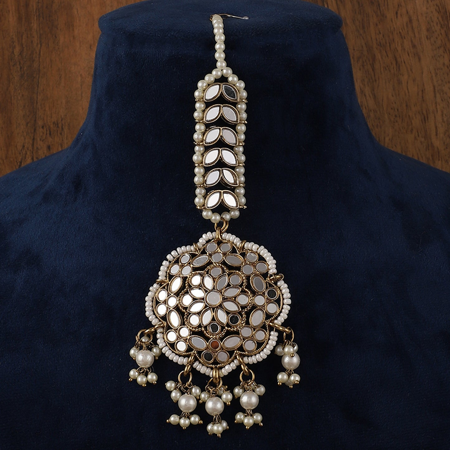 Aarvi Mirror Teeka Earring