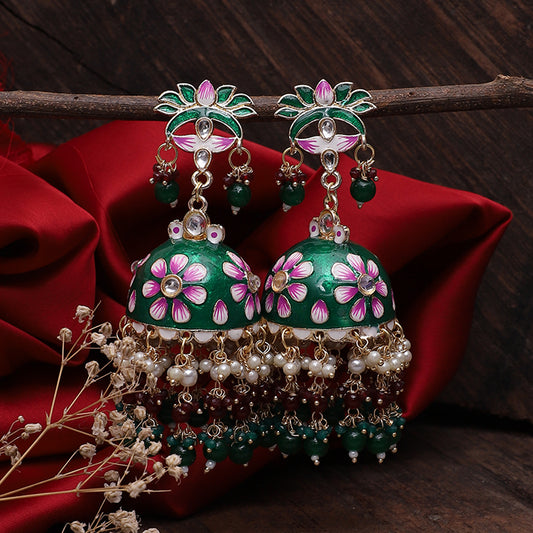 Tapsee Jhumka