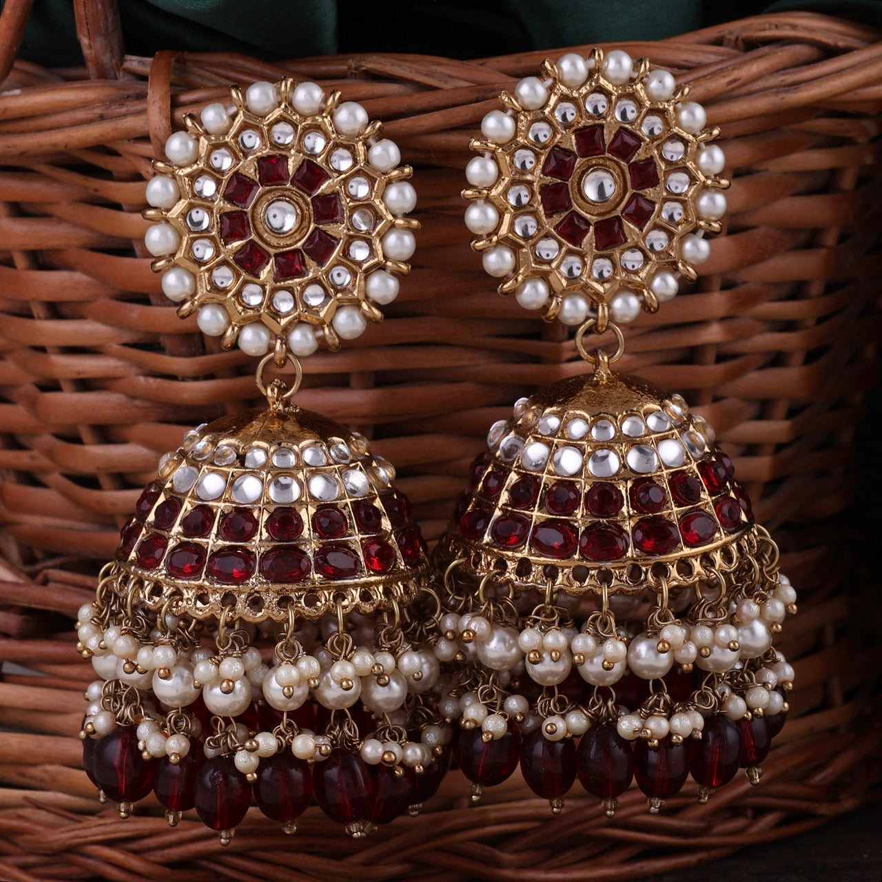 Guneet Jhumka with Sahara