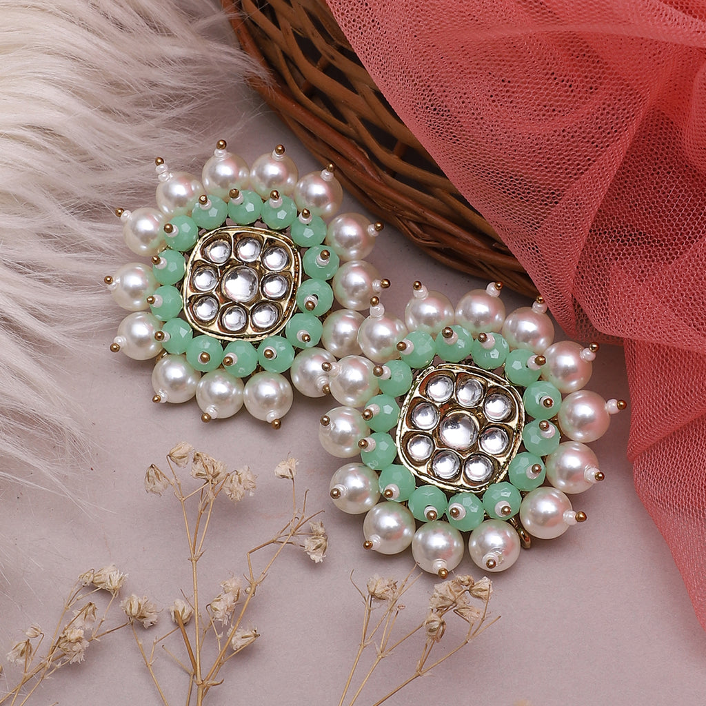 Urvashi Stud