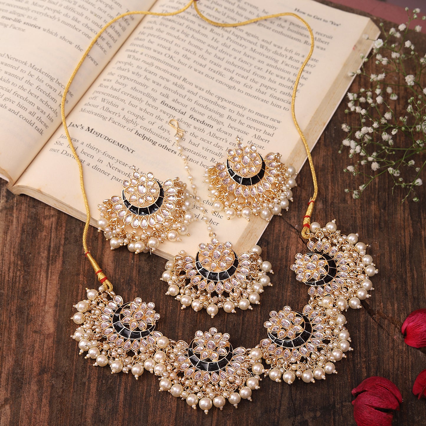 Survi Ethnic Set