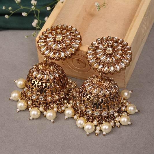 Naira Jhumka