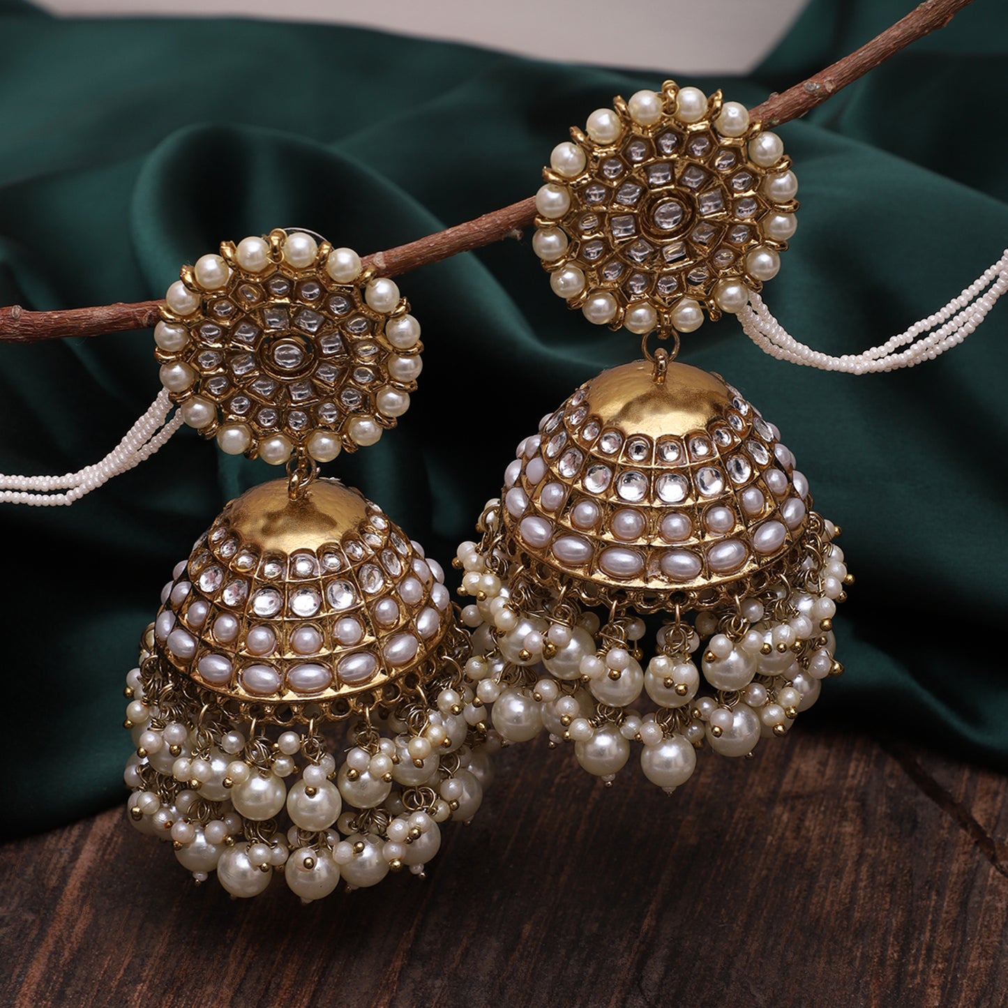 Guneet Jhumka with Sahara