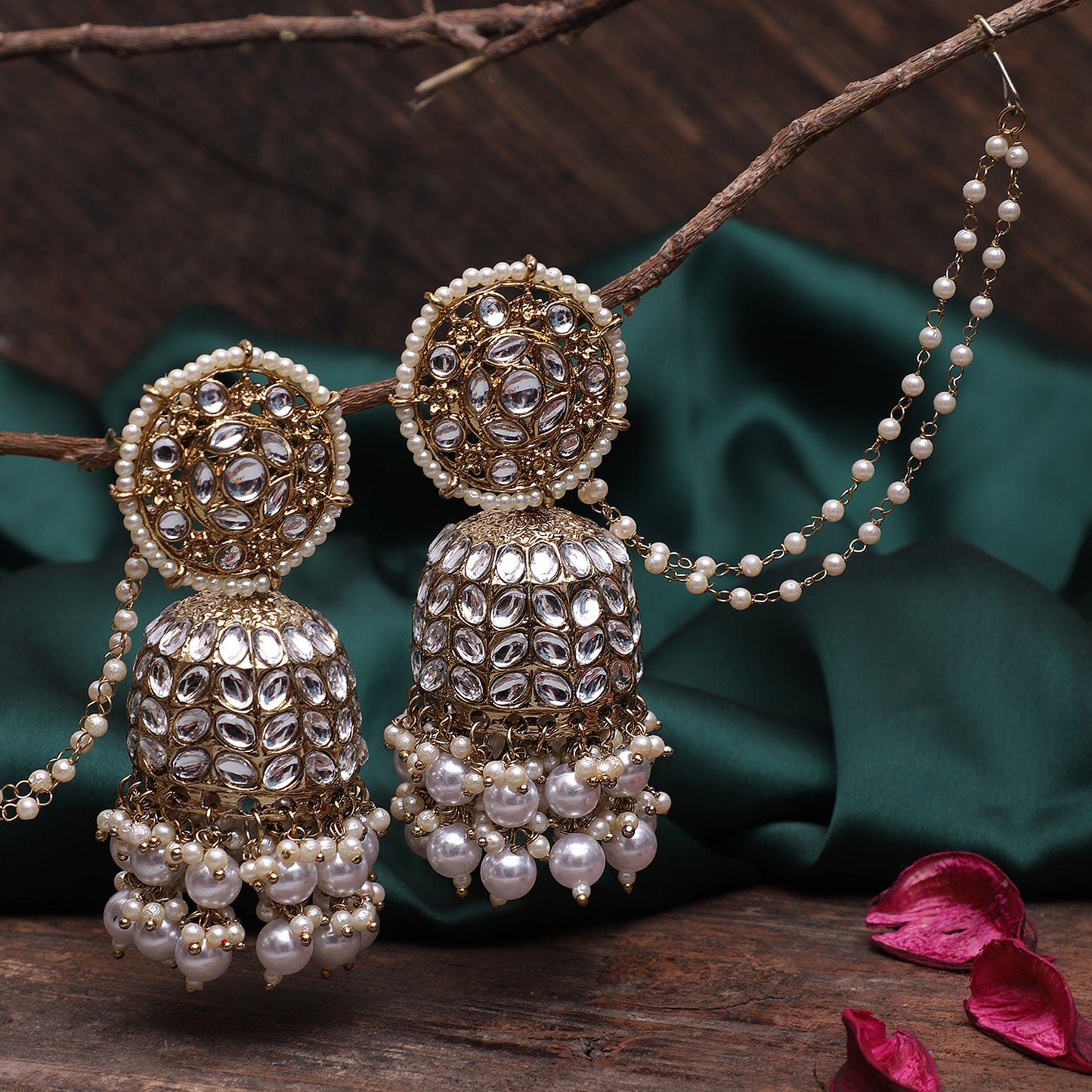 Jasnoor Jhumka with Sahara