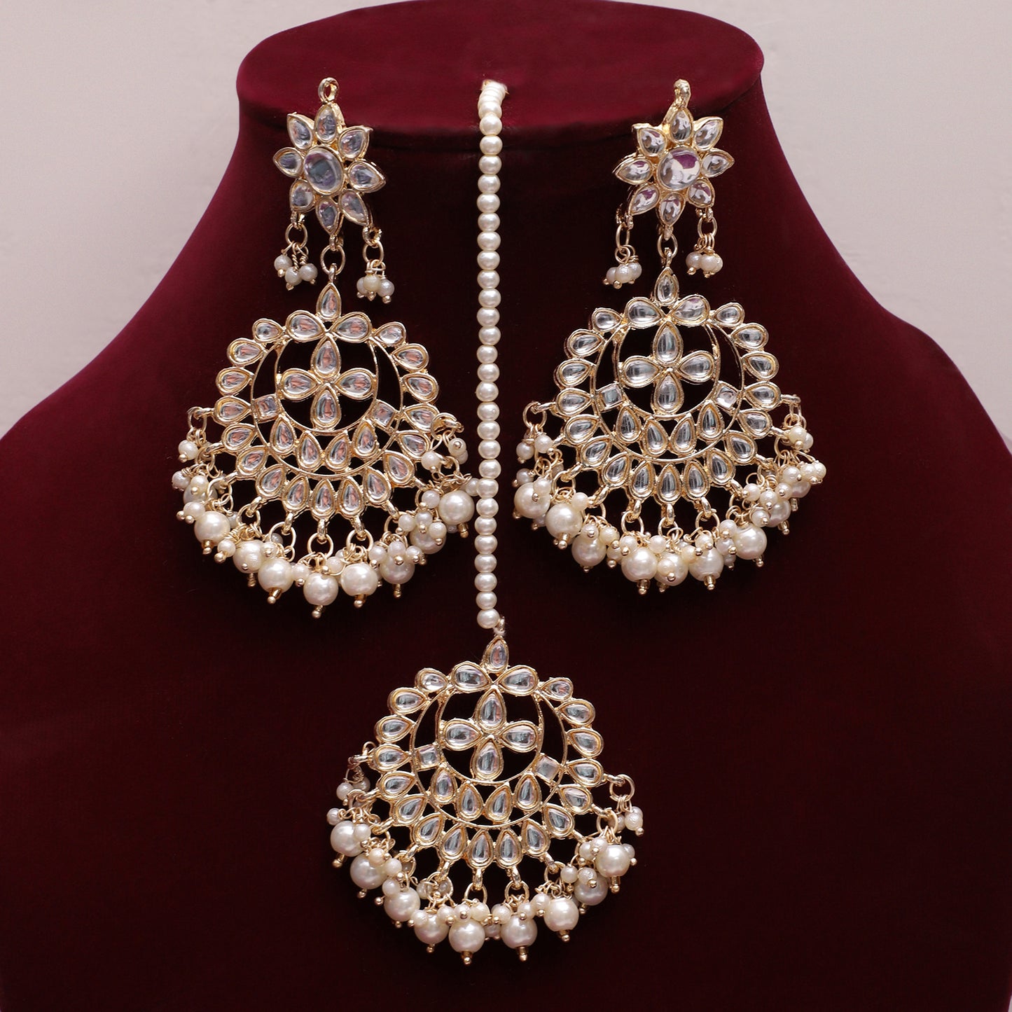 Rafia Teeka Earing Set