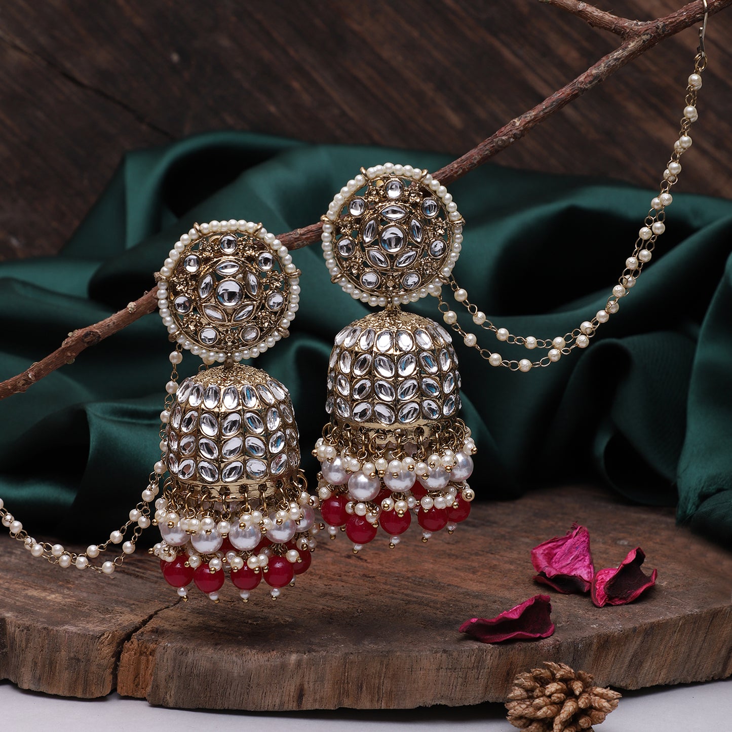 Jasnoor Jhumka with Sahara